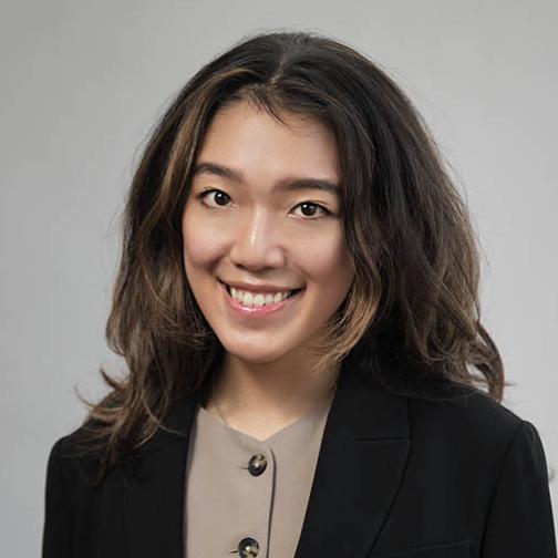 Y. Christie Lee's headshot